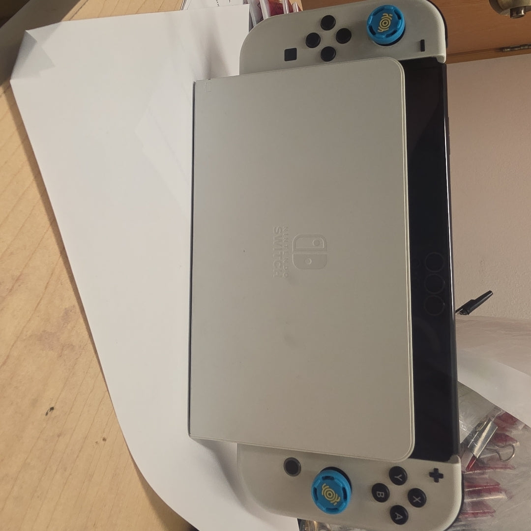 CONSOLA DE VIDEOJUEGO NINTENDO SWITCH OLED 64 GB (SEMINUEVO)