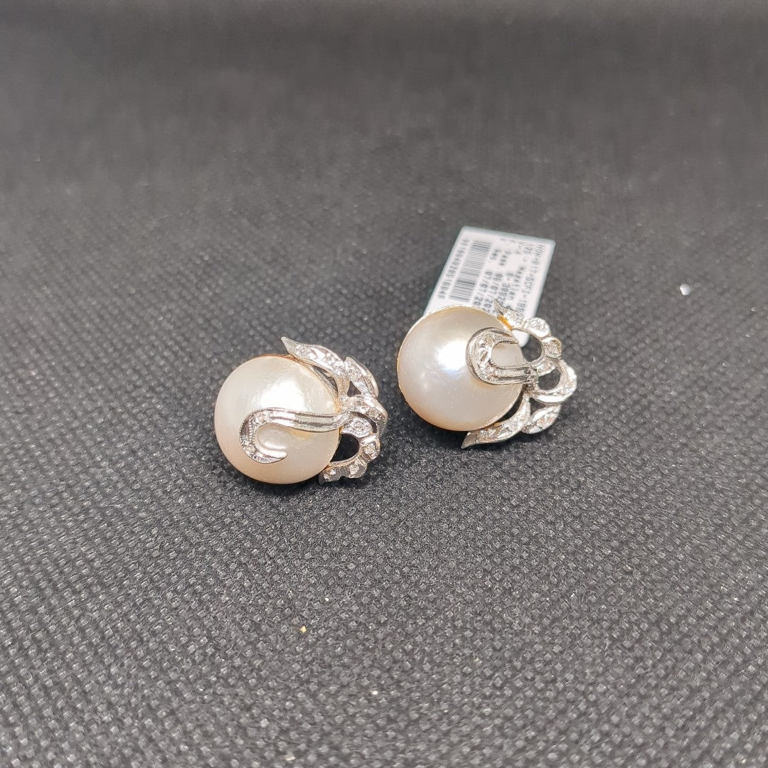 ARETES PAR ORO BLANCO 10 K 8.5 GRMS (SEMINUEVO)
