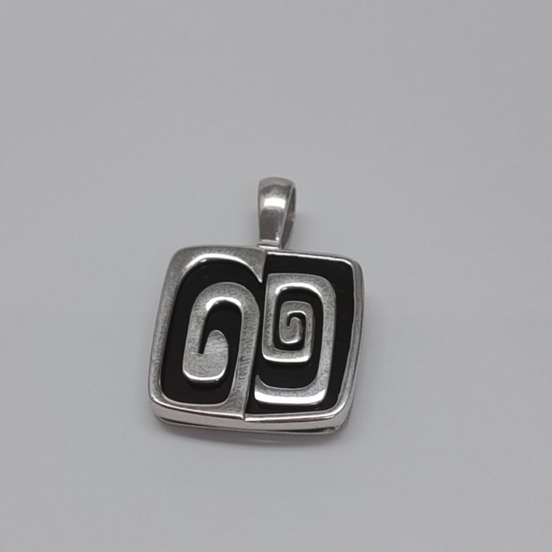 DIJE ORO BLANCO 14 K 10,60 GRMS (SEMINUEVO)