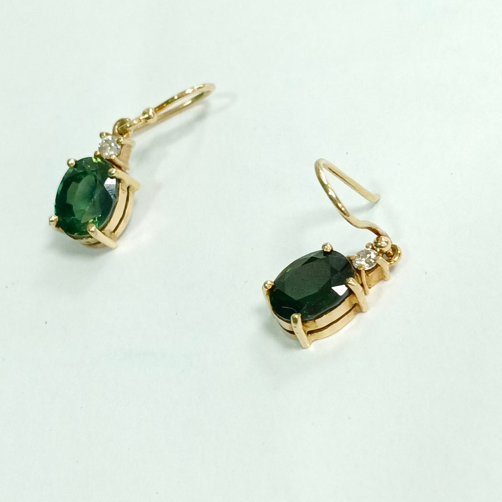 ARETES PAR ORO 14 K 4 GRMS (SEMINUEVO)