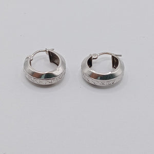 ARRACADAS PAR ORO COMBINADO 14 K 0.8 GRMS (SEMINUEVO)