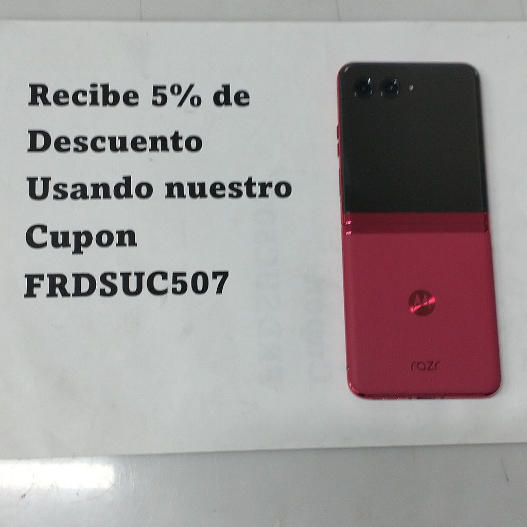 CELULAR MOTOROLA MOTO RAZR 40 ULTRA XT2321-1 (2023) 256 GB 8 GB RAM (SEMINUEVO)
