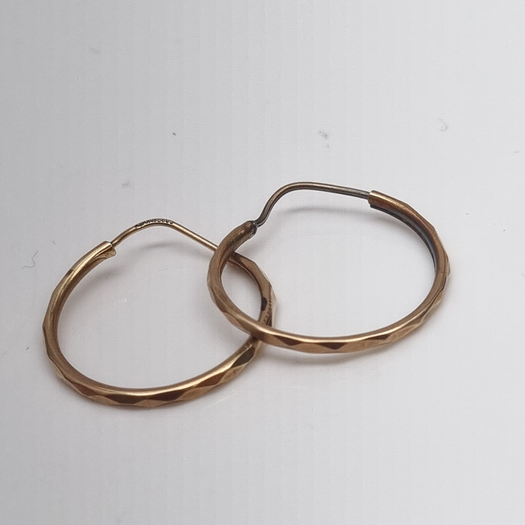 ARRACADAS PAR ORO 8 K 1.2 GRMS (SEMINUEVO)