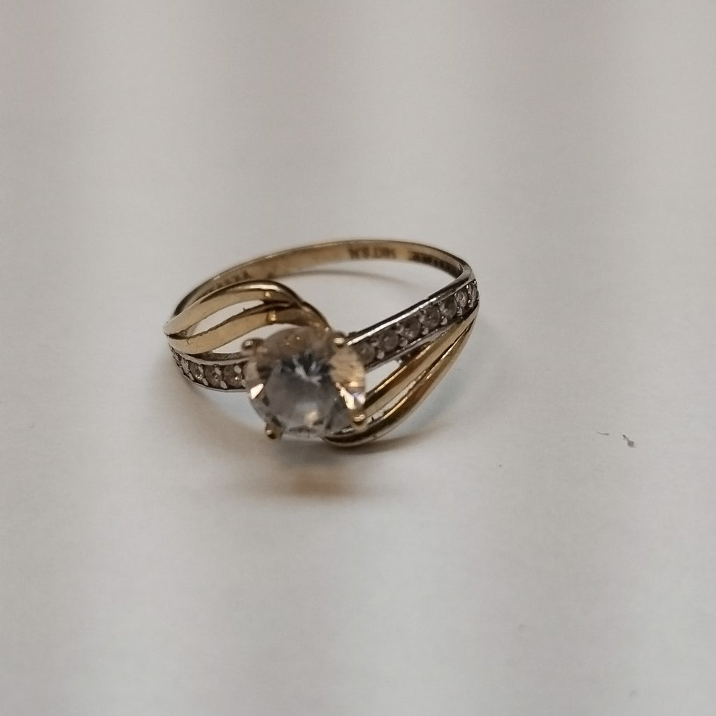 SOLITARIO ORO 14 K 1.7 GRMS (SEMINUEVO)