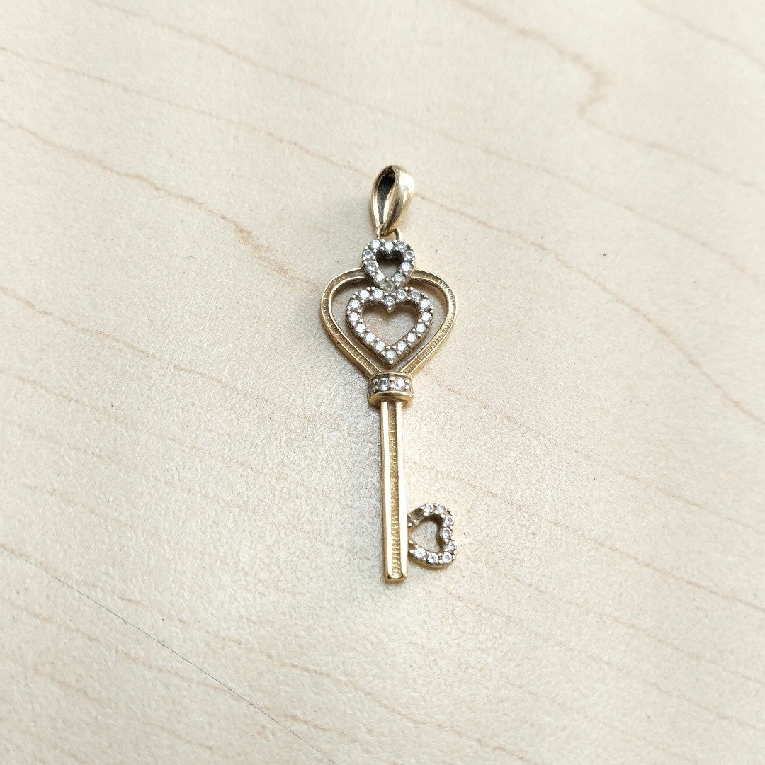DIJE ORO 14 K 2.2 GRMS (SEMINUEVO)
