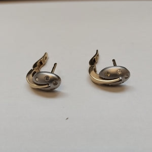 ARETES PAR ORO, RODIADO 14 K 4.7 GRMS (SEMINUEVO)