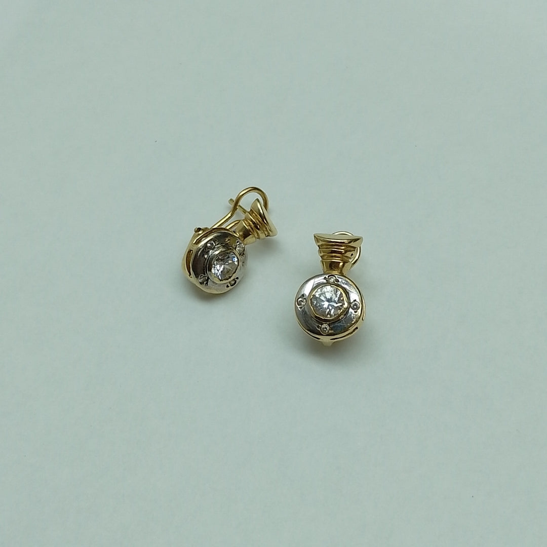 ARETES PAR ORO 14 K 3.9 GRMS (SEMINUEVO)