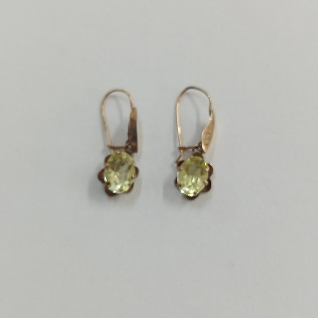 ARETES PAR ORO 8 K 1.2 GRMS (SEMINUEVO)