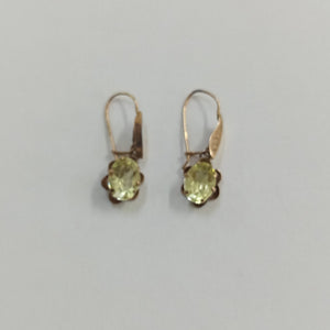 ARETES PAR ORO 8 K 1.2 GRMS (SEMINUEVO)