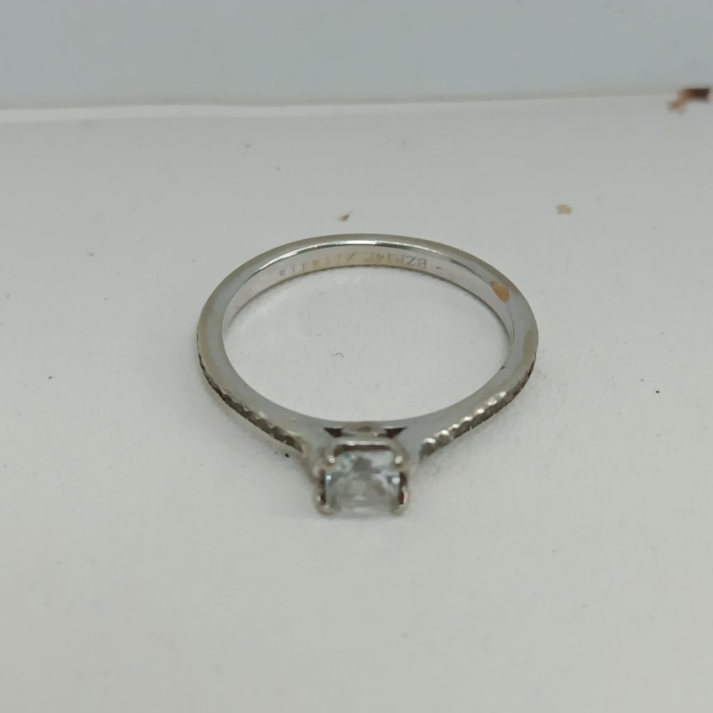 SOLITARIO ORO 14 K 2 GRMS (SEMINUEVO)