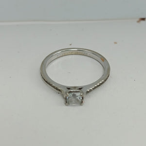 SOLITARIO ORO 14 K 2 GRMS (SEMINUEVO)