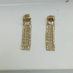ARETES PAR ORO 14 K 2.6 GRMS (SEMINUEVO)