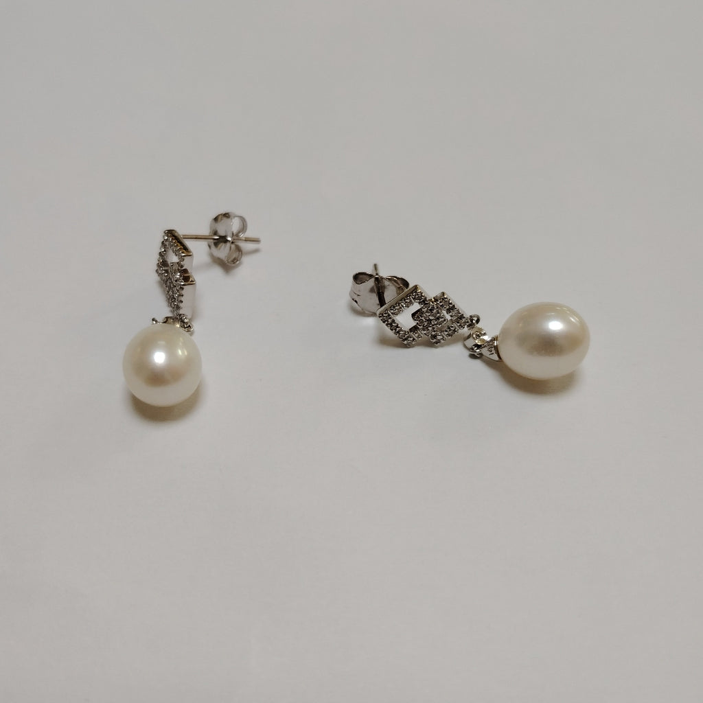 BROQUELES PAR ORO, ORO BLANCO 14 K 3.9 GRMS (SEMINUEVO)