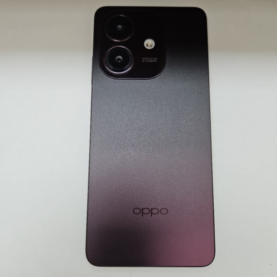 CELULAR OPPO A40 CPH2669 (2024) 256 GB 4 GB RAM (SEMINUEVO)