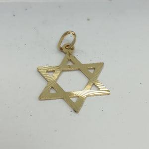 DIJE ORO 14 K 1,90 GRMS (SEMINUEVO)