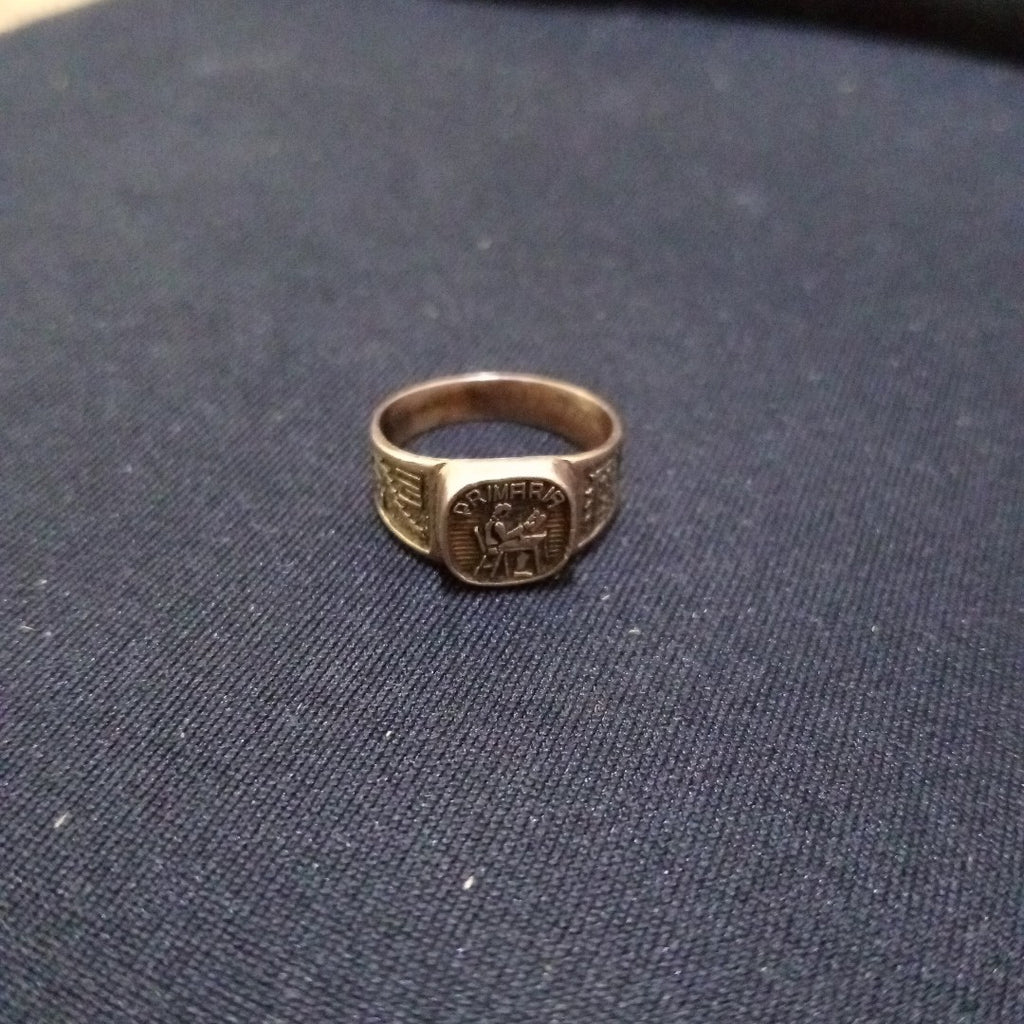 ANILLO DE GRADUACIÓN ORO 8 K 2.5 GRMS (SEMINUEVO)