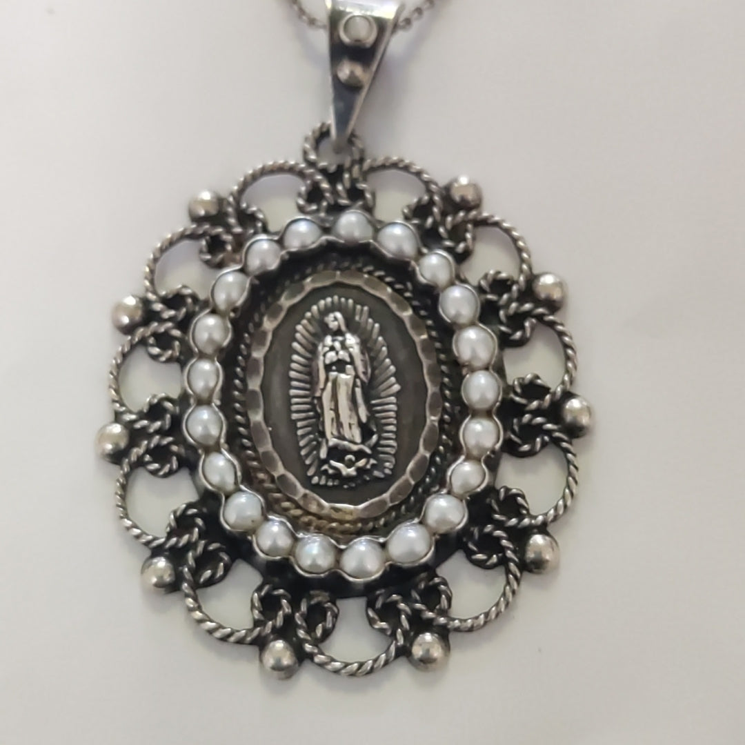 CADENA, DIJE PLATA 14.1 GRMS (SEMINUEVO)