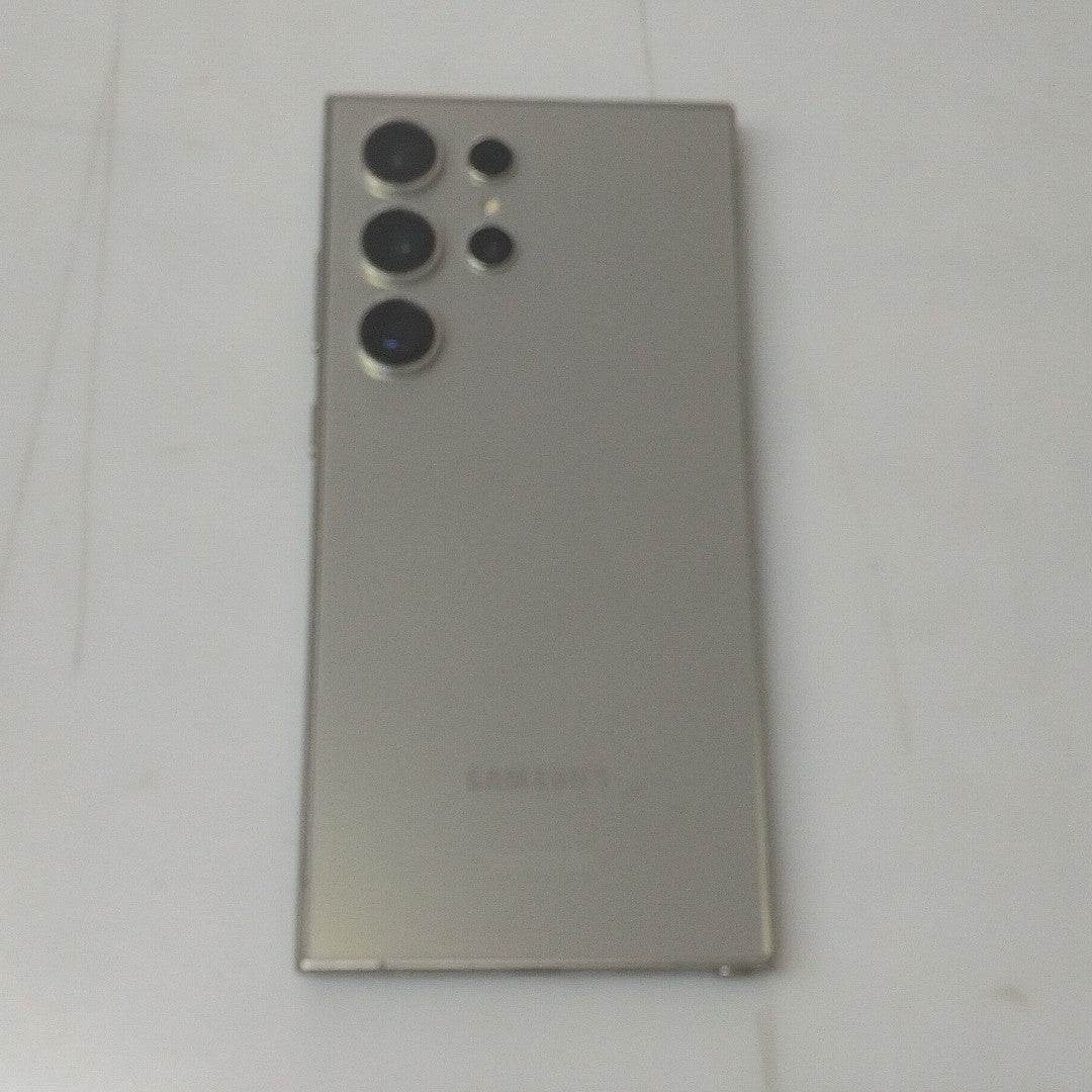 CELULAR SAMSUNG GALAXY S24 ULTRA SM-S928B (2024) 256 GB 12 GB RAM (SEMINUEVO)