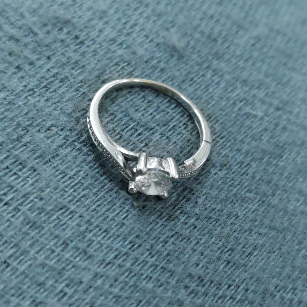 SOLITARIO ORO BLANCO 14 K 1,90 GRMS (SEMINUEVO)