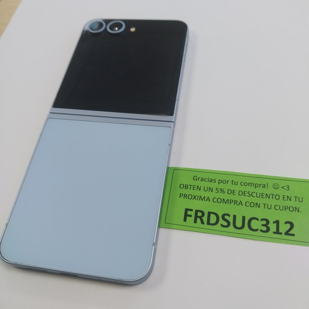 CELULAR SAMSUNG GALAXY Z FLIP6 SM-F741U1 (2024) 256 GB 12 GB RAM (SEMINUEVO)