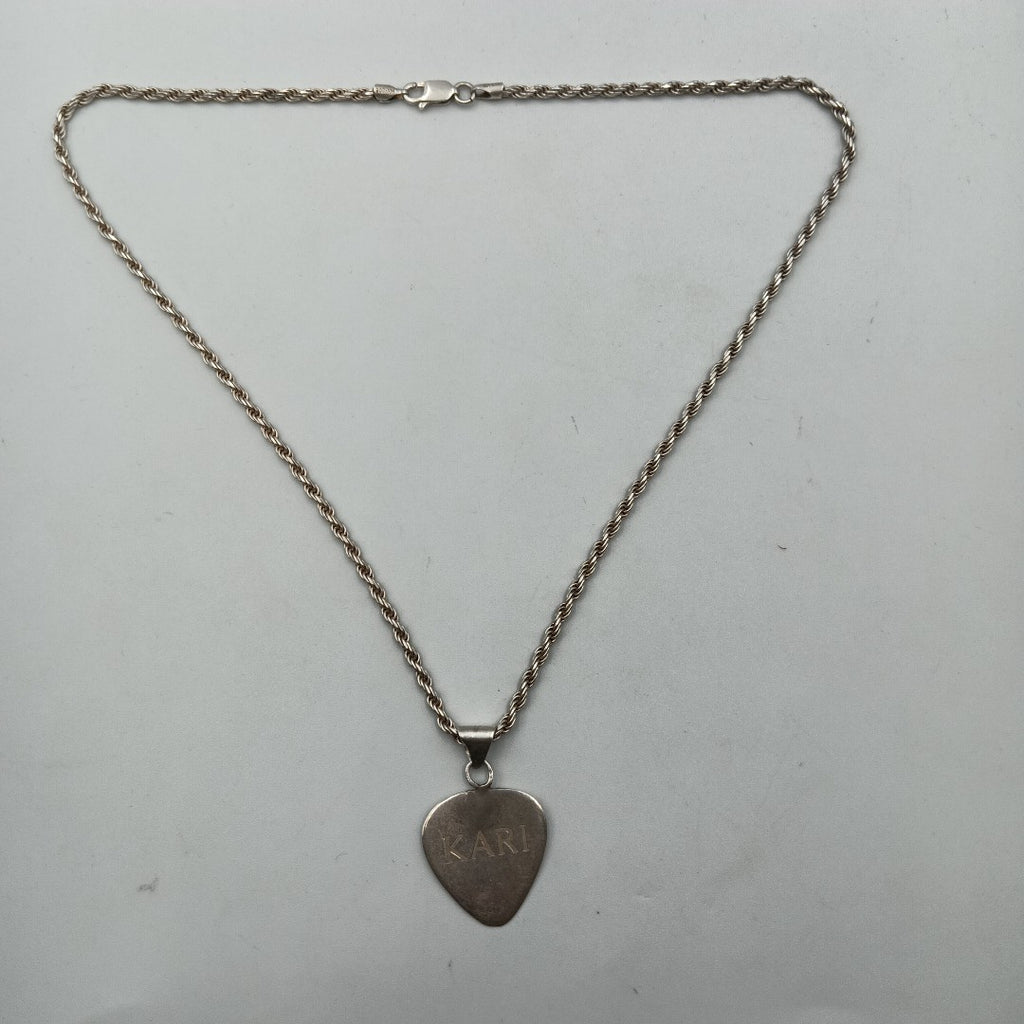 CADENA, DIJE PLATA 9.7 GRMS (SEMINUEVO)
