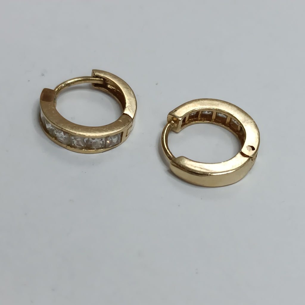 ARRACADAS PAR ORO 14 K 2.8 GRMS (SEMINUEVO)