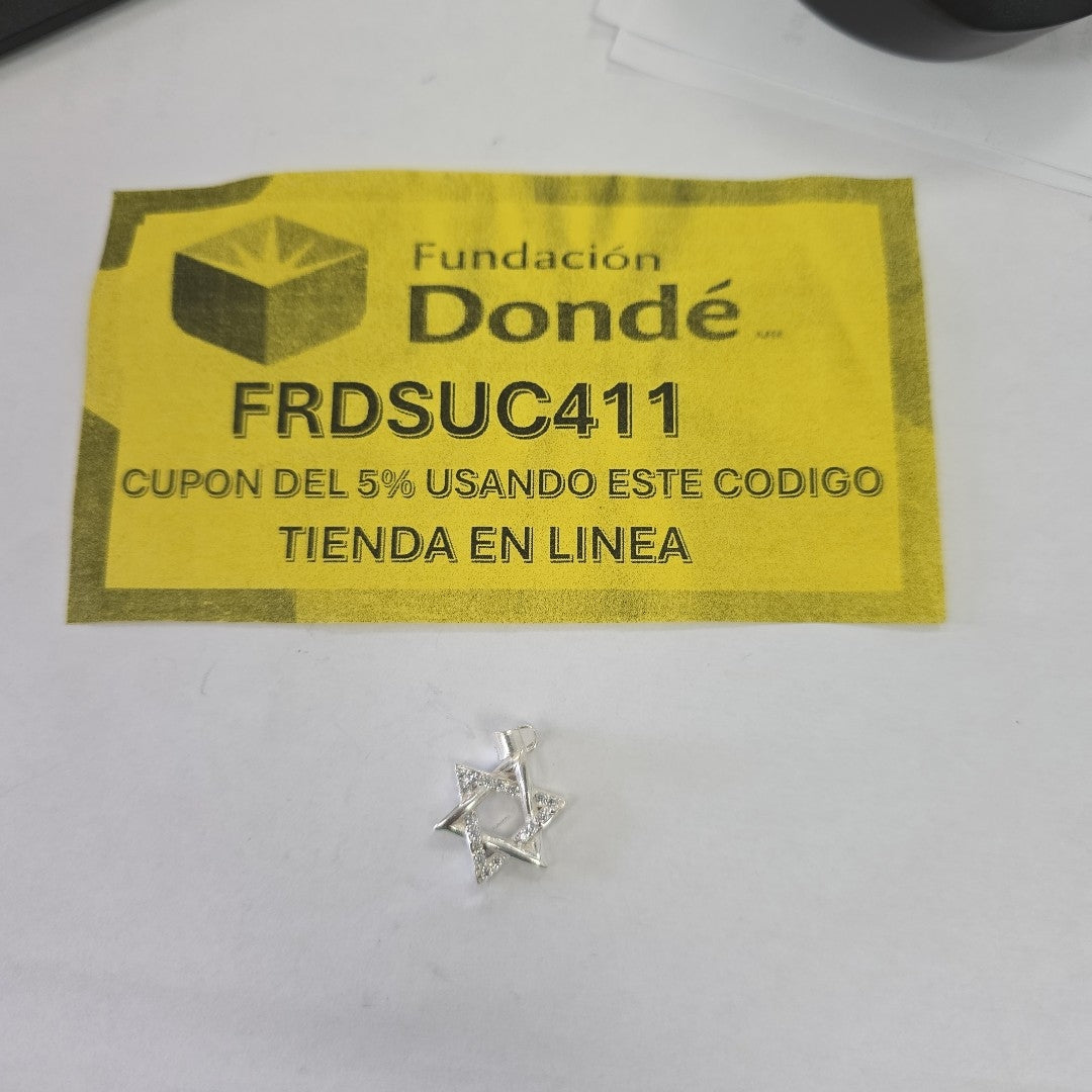 DIJE ESTRELLA DE DAVID C/CIRCONIAS PLATA .925 2.7 GR (NUEVO)