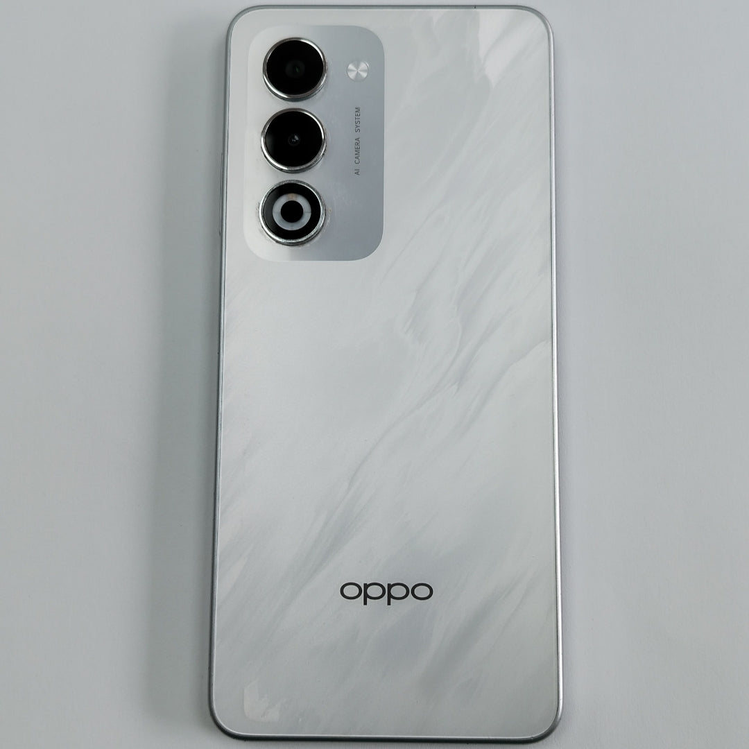 CELULAR OPPO A5 CPH2727 (2025) 256 GB 4 GB RAM (SEMINUEVO)