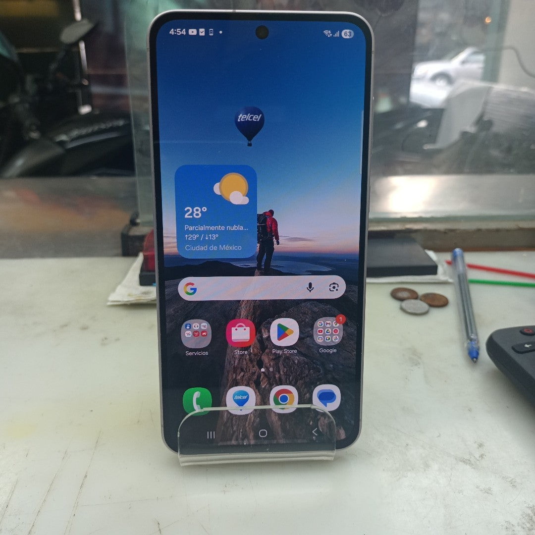 CELULAR SAMSUNG GALAXY A56 SM-A566E (2025) 256 GB 8 GB RAM (SEMINUEVO)