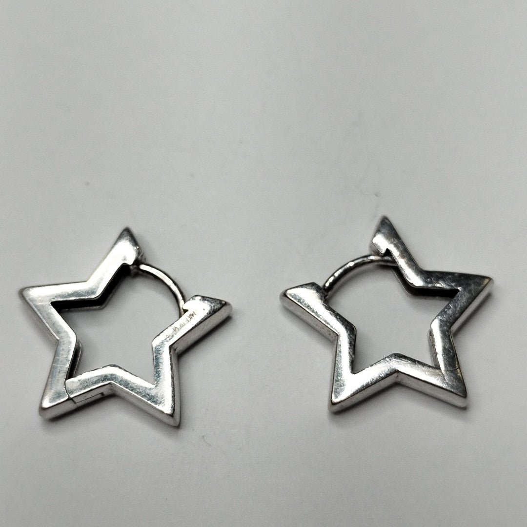 ARETES PAR ORO BLANCO 14 K 2.5 GRMS (SEMINUEVO)
