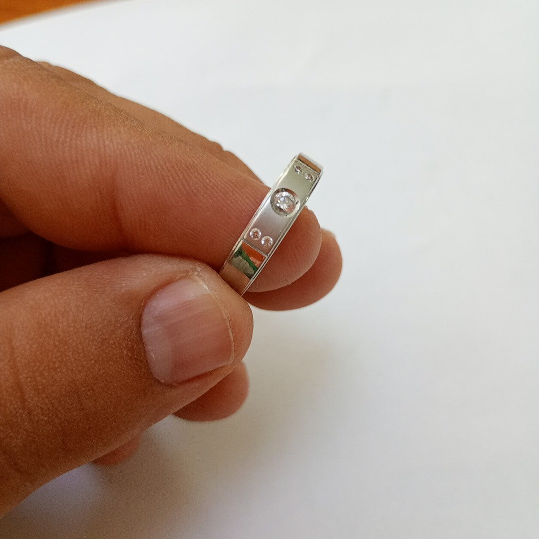 ANILLITO ORO BLANCO 10 K 2,20 GRMS (SEMINUEVO)