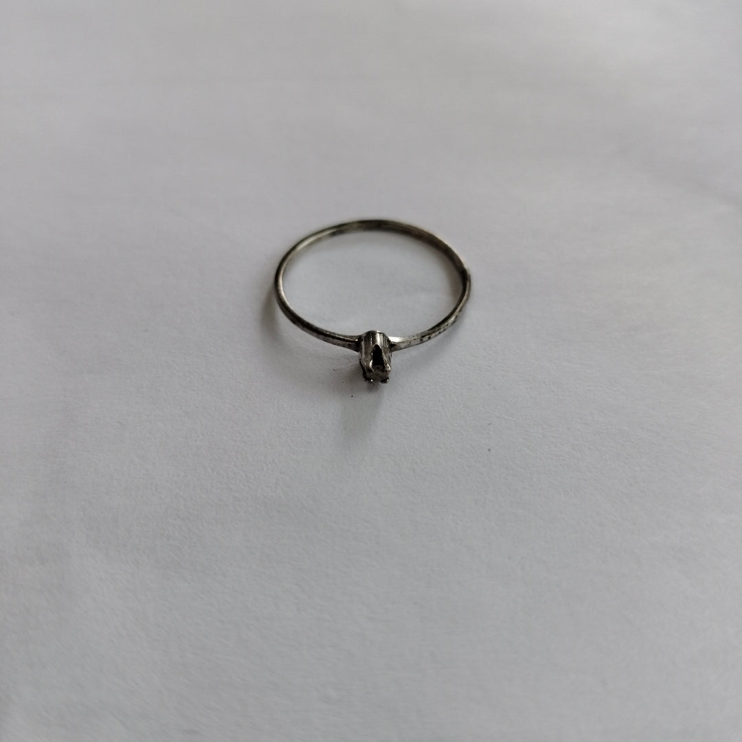 ANILLITO PLATA 0.7 GRMS (SEMINUEVO)