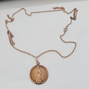 CADENA, MEDALLA RELIGIOSA ORO 10 K 5.6 GRMS (SEMINUEVO)