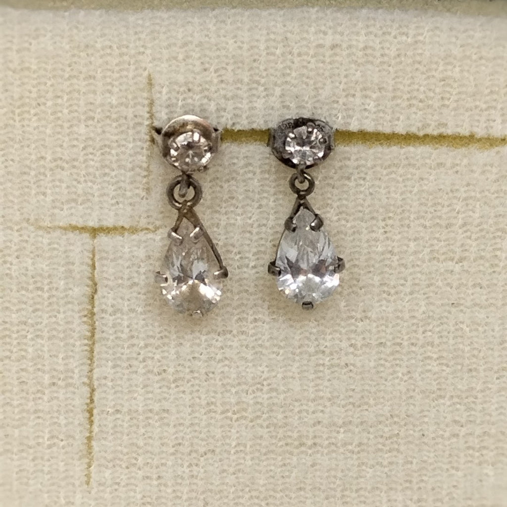 ARETES PAR PLATA 1.3 GRMS (SEMINUEVO)