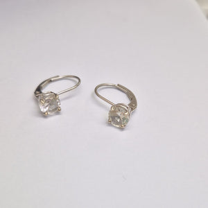 ARETES PAR ORO BLANCO 14 K 1,60 GRMS (SEMINUEVO)