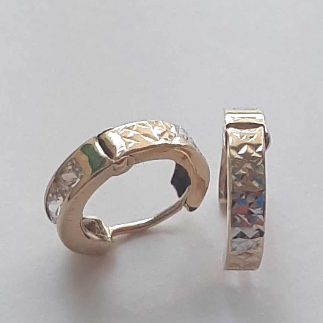 ARRACADAS PAR ORO, RODIADO 14 K 1.5 GRMS (SEMINUEVO)