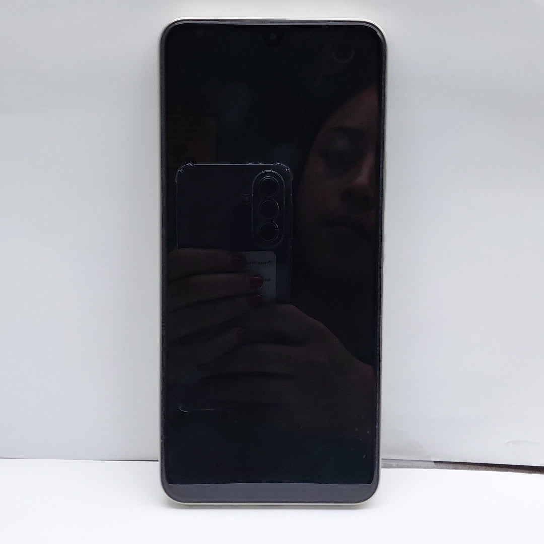CELULAR VIVO V25 V2202 128 GB 8 GB RAM
