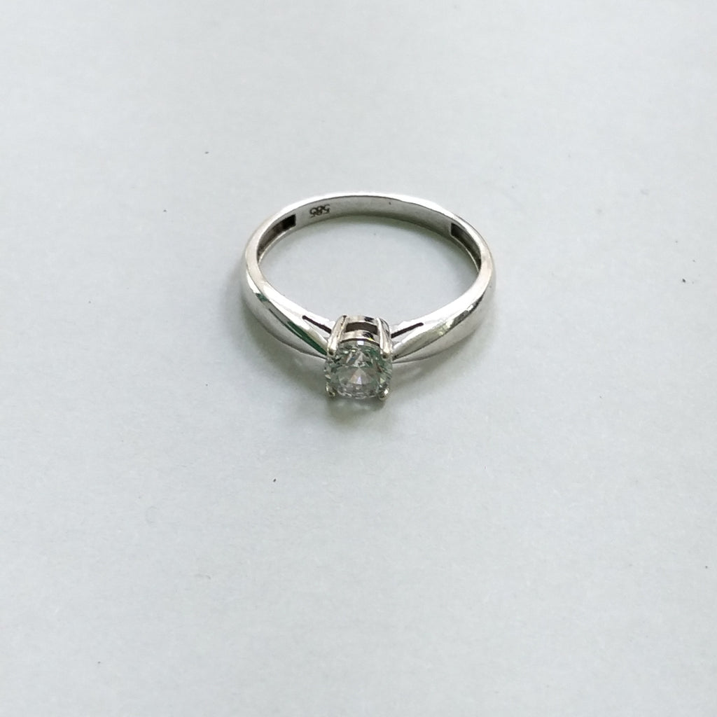 SOLITARIO ORO, ORO BLANCO 14 K 1.8 GRMS (SEMINUEVO)