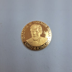 MEDALLA CONMEMORATIVA ORO 21 K 42 GRMS (SEMINUEVO)