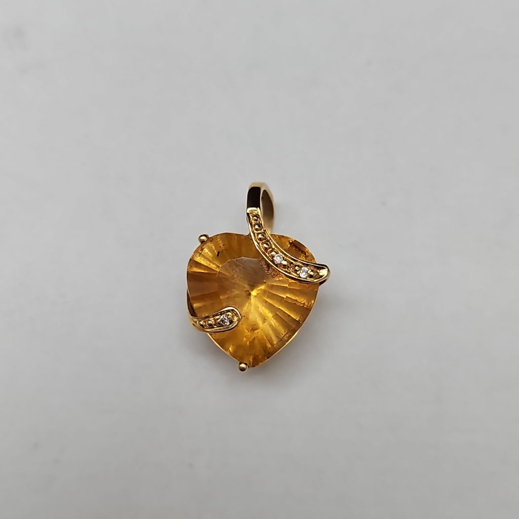 DIJE ORO 14 K 2 GRMS (SEMINUEVO)