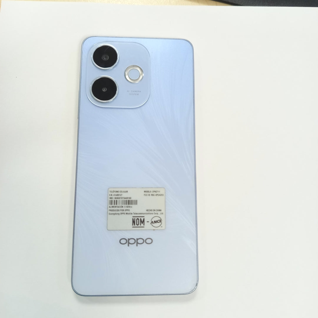 CELULAR OPPO A5 PRO CPH2711 (2025) 256 GB 8 GB RAM (SEMINUEVO)