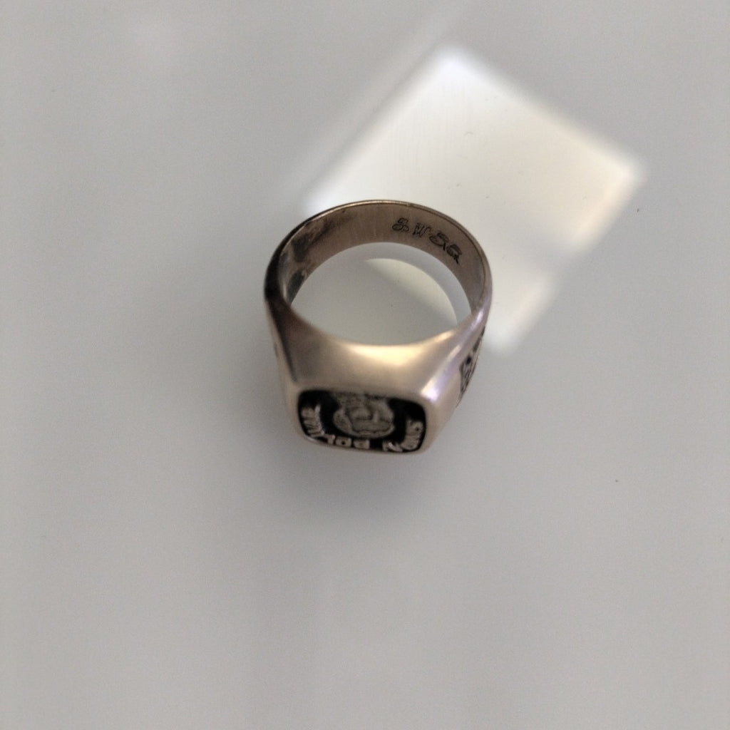 ANILLO DE GRADUACIÓN ORO 8 K 9.4 GRMS (SEMINUEVO)