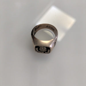 ANILLO DE GRADUACIÓN ORO 8 K 9.4 GRMS (SEMINUEVO)