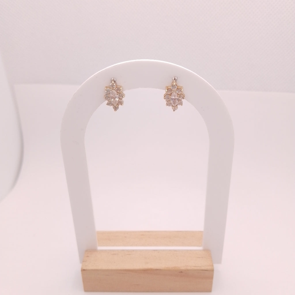 ARETES PAR ORO 8 K 2.9 GRMS (SEMINUEVO)