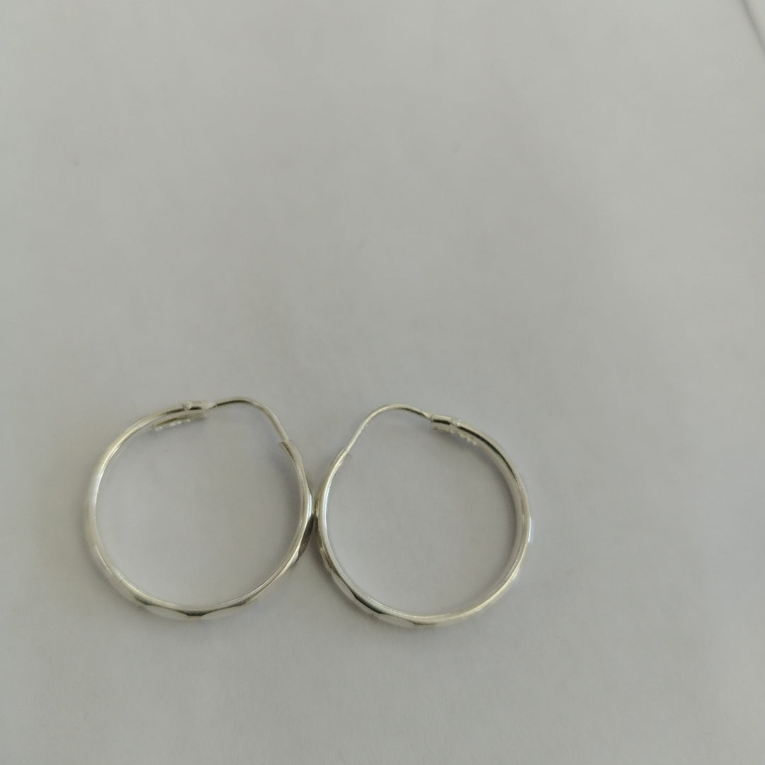 PAR ARRACADAS FACETADA PLATA .925 2.1 GR (NUEVO)