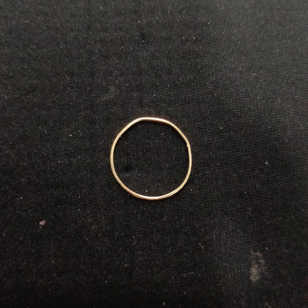 ANILLO ORO 10 K 0.3 GRMS (SEMINUEVO)