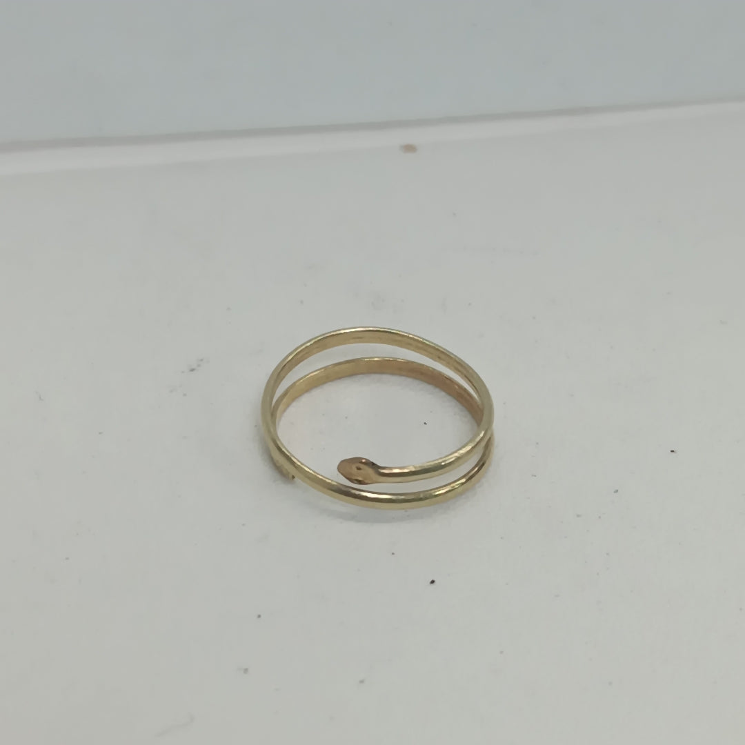 ANILLO ORO 10 K 0,60 GRMS (SEMINUEVO)