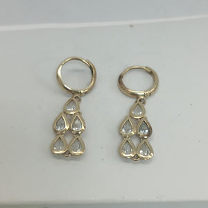 ARRACADAS PAR ORO 14 K 3.1 GRMS (SEMINUEVO)