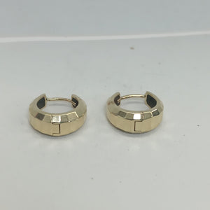 ARRACADAS PAR ORO 14 K 3.1 GRMS (SEMINUEVO)