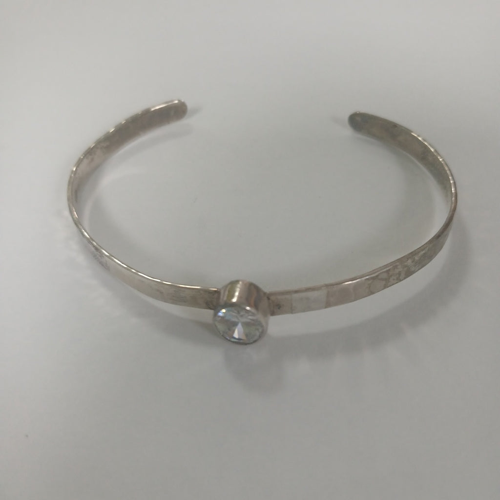 PULSERA RIGIDA PLATA 8,50 GRMS (SEMINUEVO)
